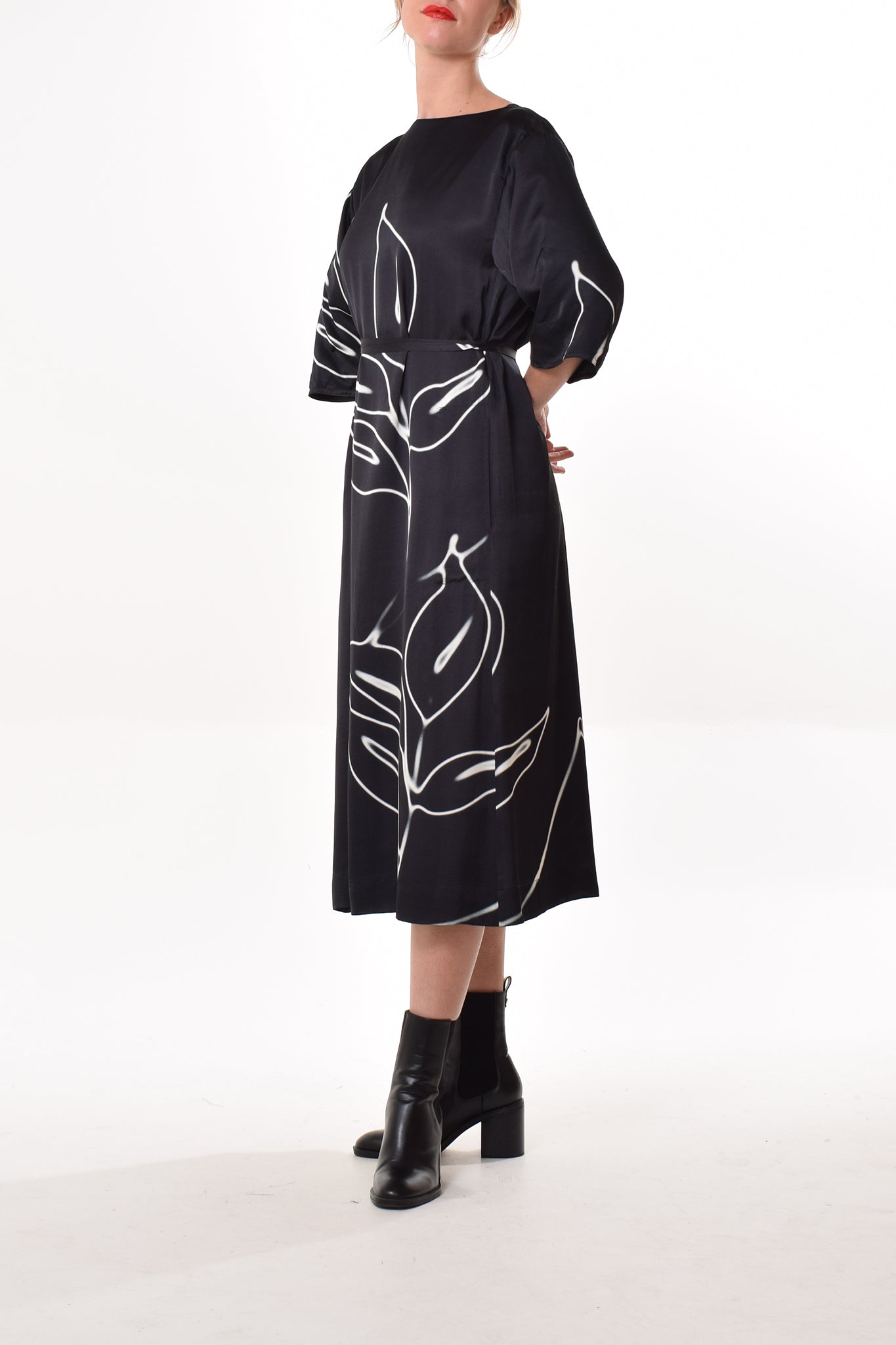 Ace dress in Black (print large)