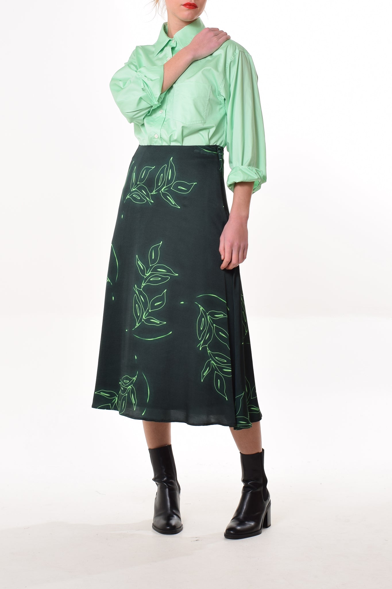 Moss skirt in Green (print small)