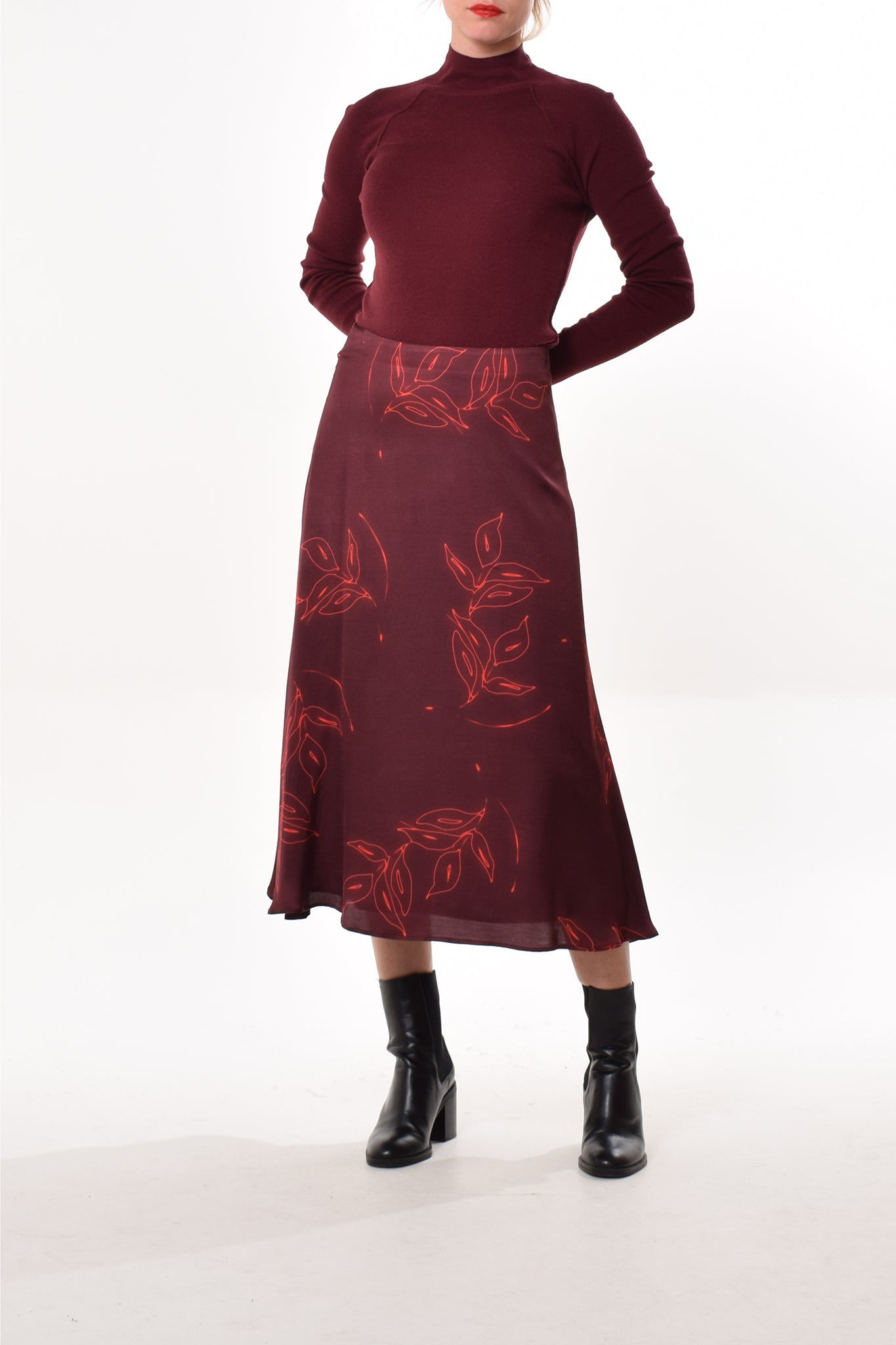 Moss skirt in Maroon (print small)